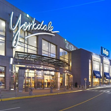 Beautiful Townhouse Near Yorkdale Mall, Wilson Subway Apartment Toronto Exterior foto