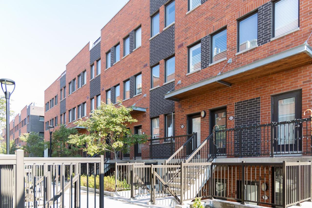 Beautiful Townhouse Near Yorkdale Mall, Wilson Subway Apartment Toronto Exterior foto