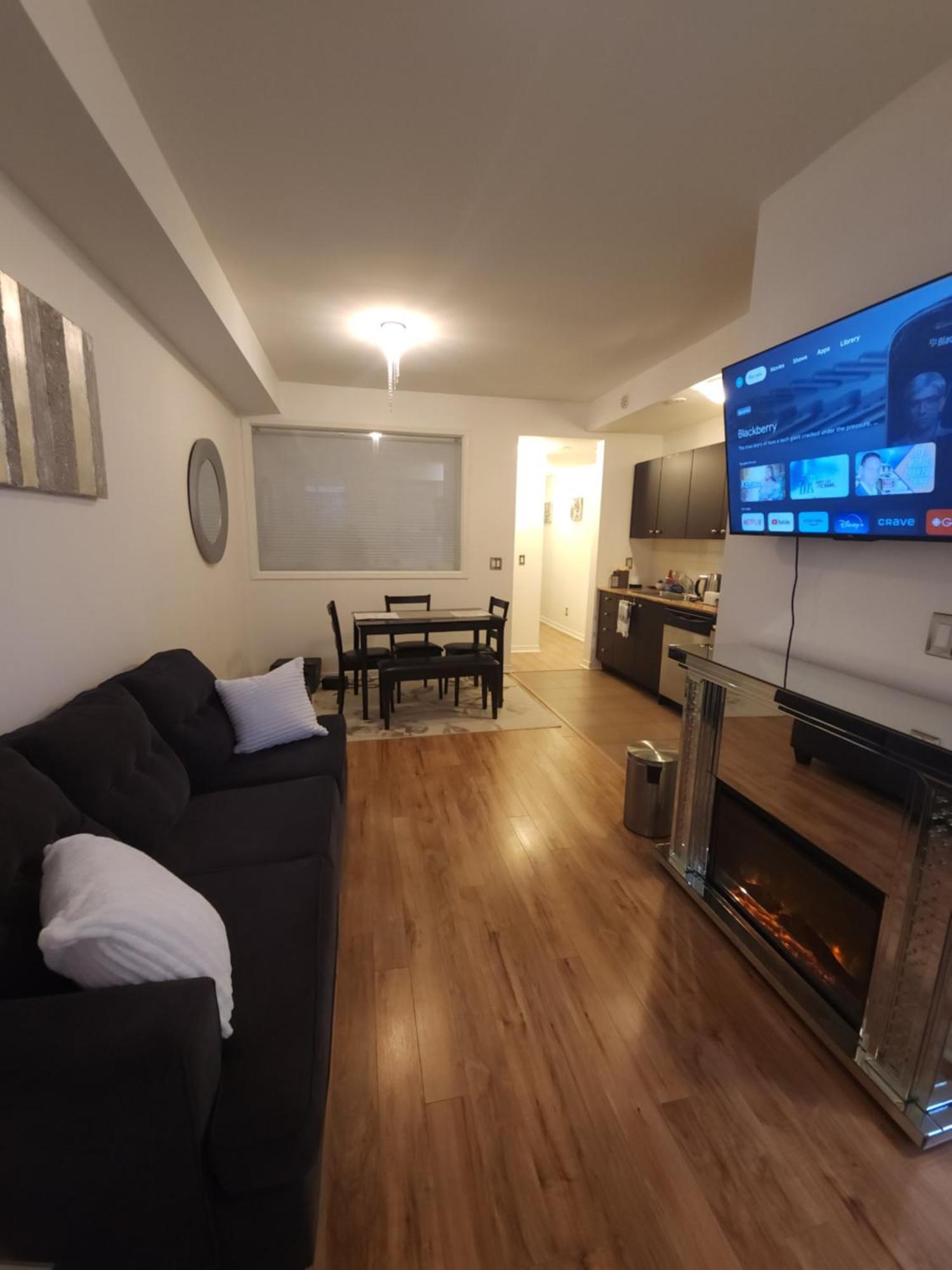 Beautiful Townhouse Near Yorkdale Mall, Wilson Subway Apartment Toronto Exterior foto