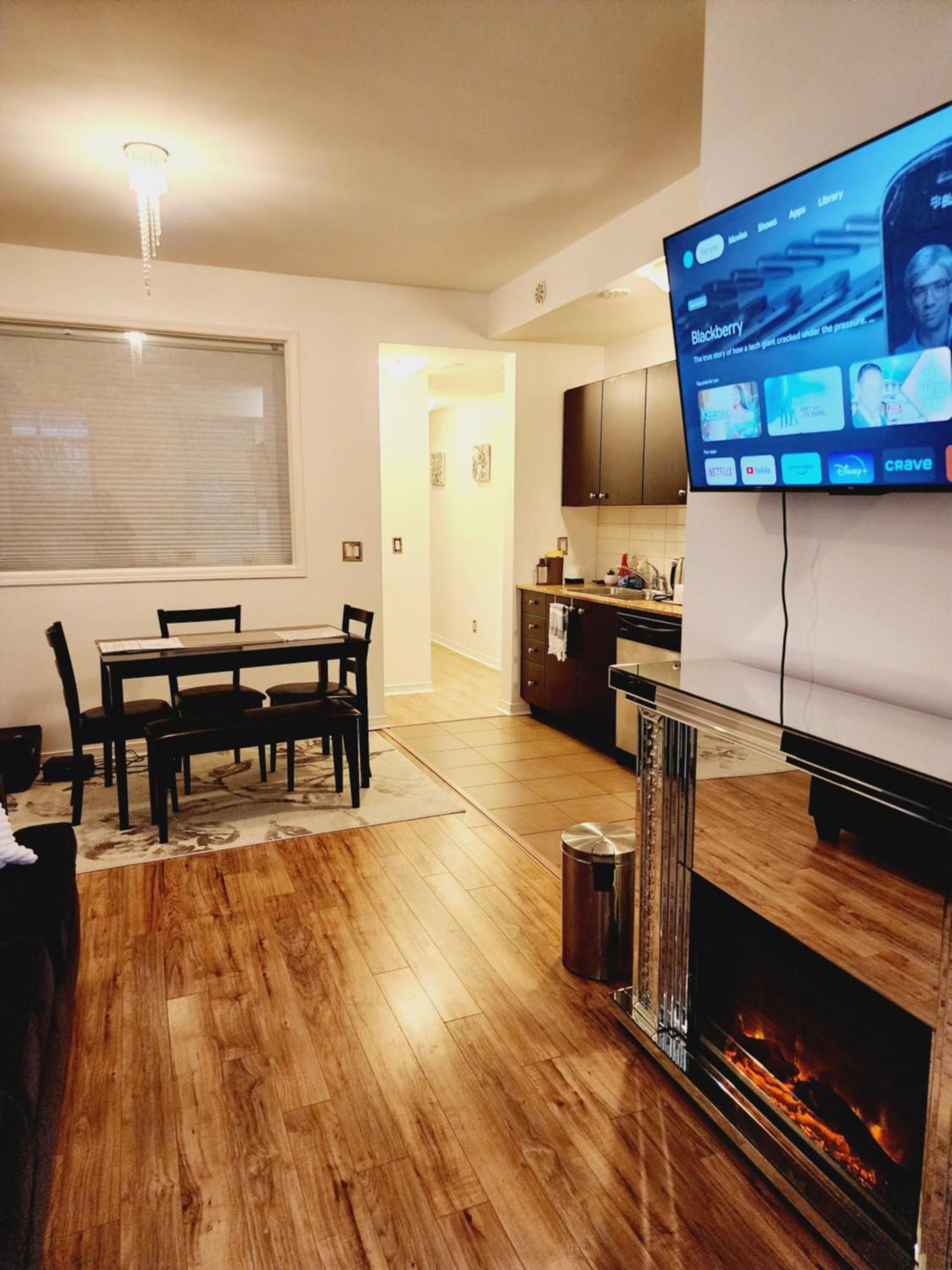 Beautiful Townhouse Near Yorkdale Mall, Wilson Subway Apartment Toronto Exterior foto